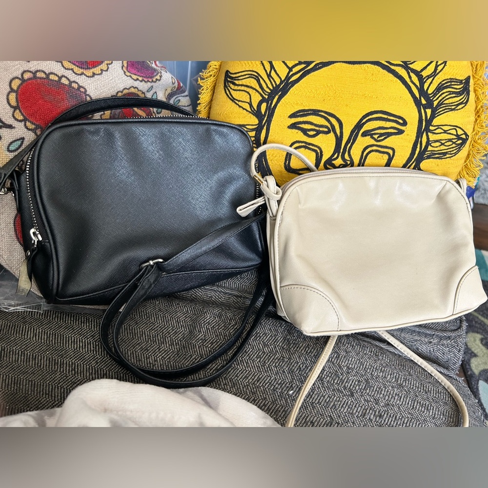 Set of 2 Small Crossbody Bags - Picture 2 of 14